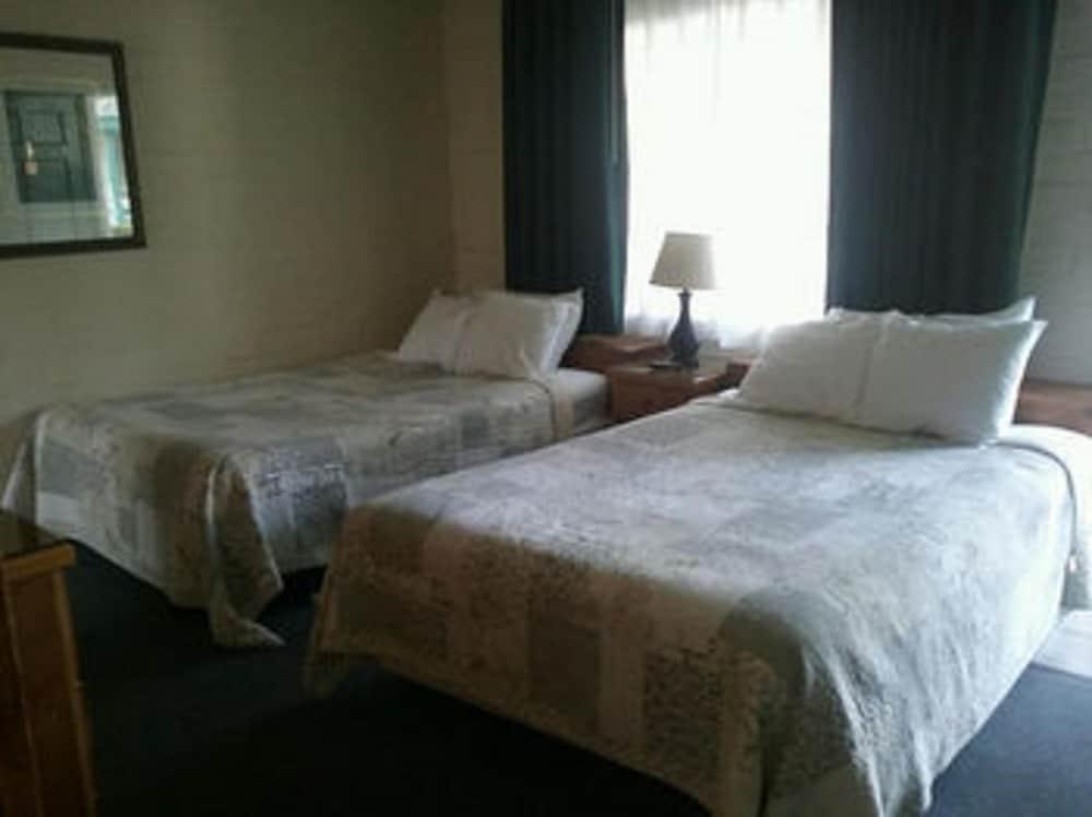 Bishop Village Motel Exteriér fotografie